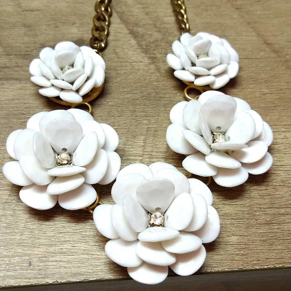Vintage 5 Medallion White Flowers with Center White Gems on Goldtone Chain